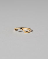 Right Slump Band - Solid on light color background.