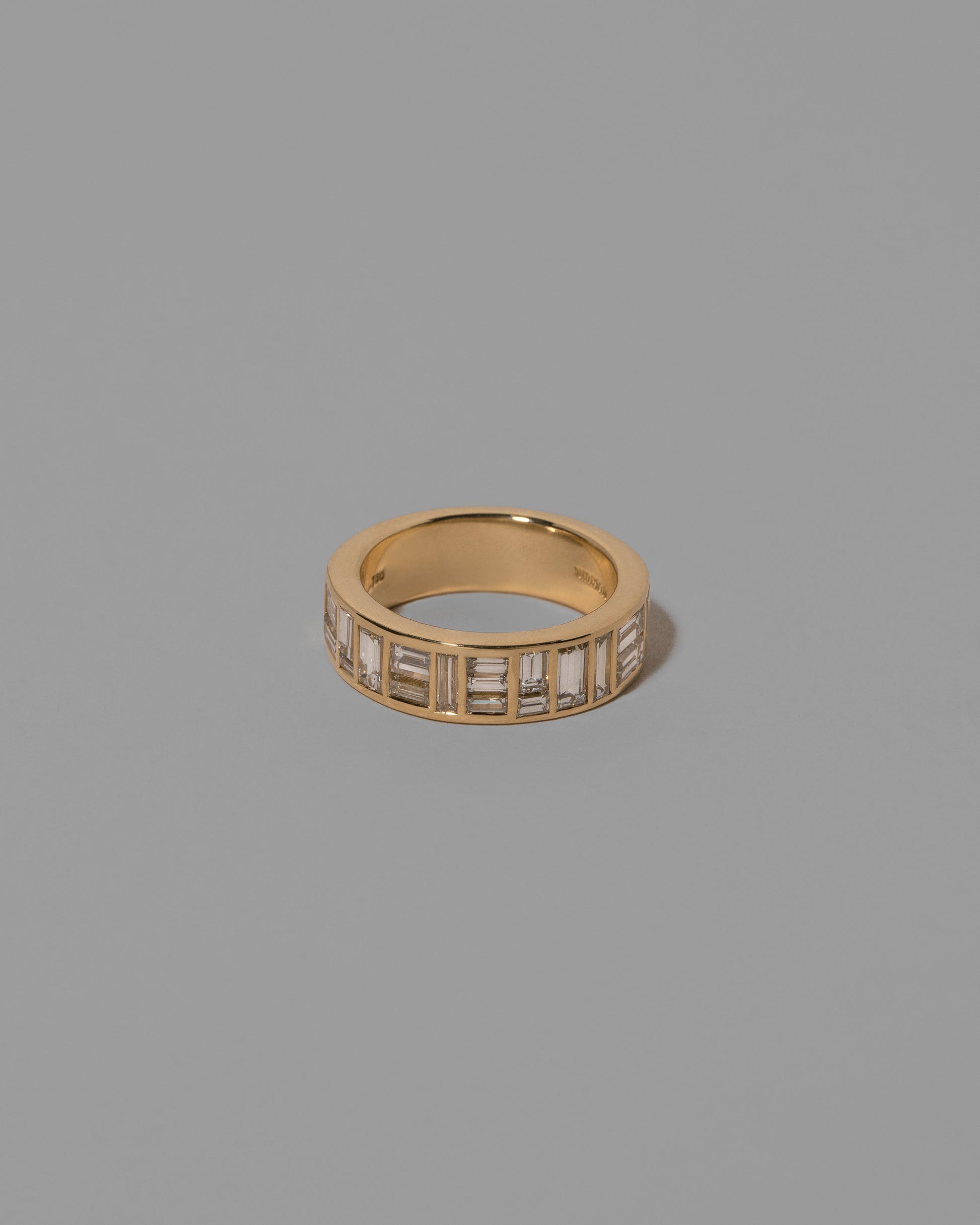 Mega Piet Ring on light color background.