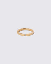 Gold Diamond 3mm Square Cut Piet Band on light color background.