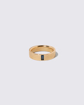 Gold Australian Bicolor Sapphire North South 5mm Baguette-Set Piet Band on light color background.