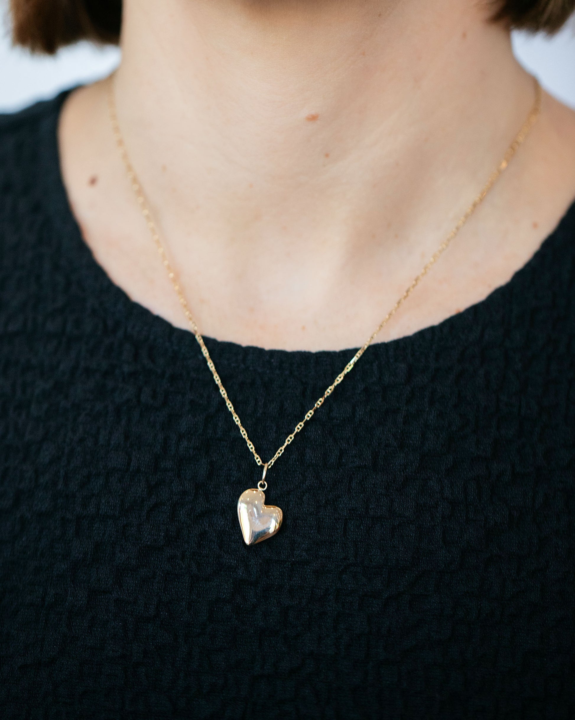 Hot Dog Chain Necklace and Gold Grand Thousand & One Night Heart Charm on model.
