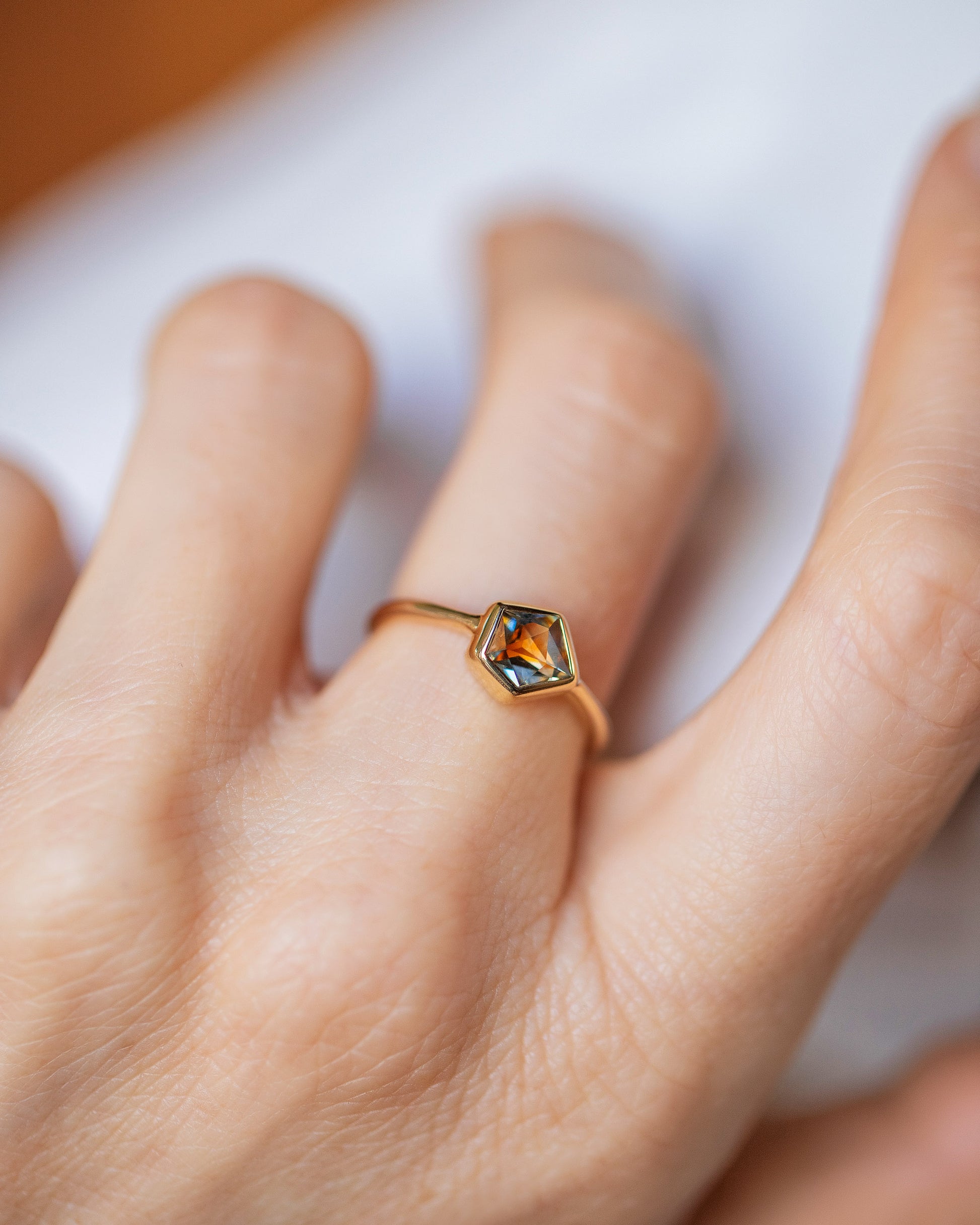 Geyser Bicolor Sapphire Ring 009 on model.