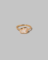 Gusher Diamond Ring 016 on light color background.