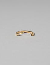  Right Slump Band - Solid on light color background.