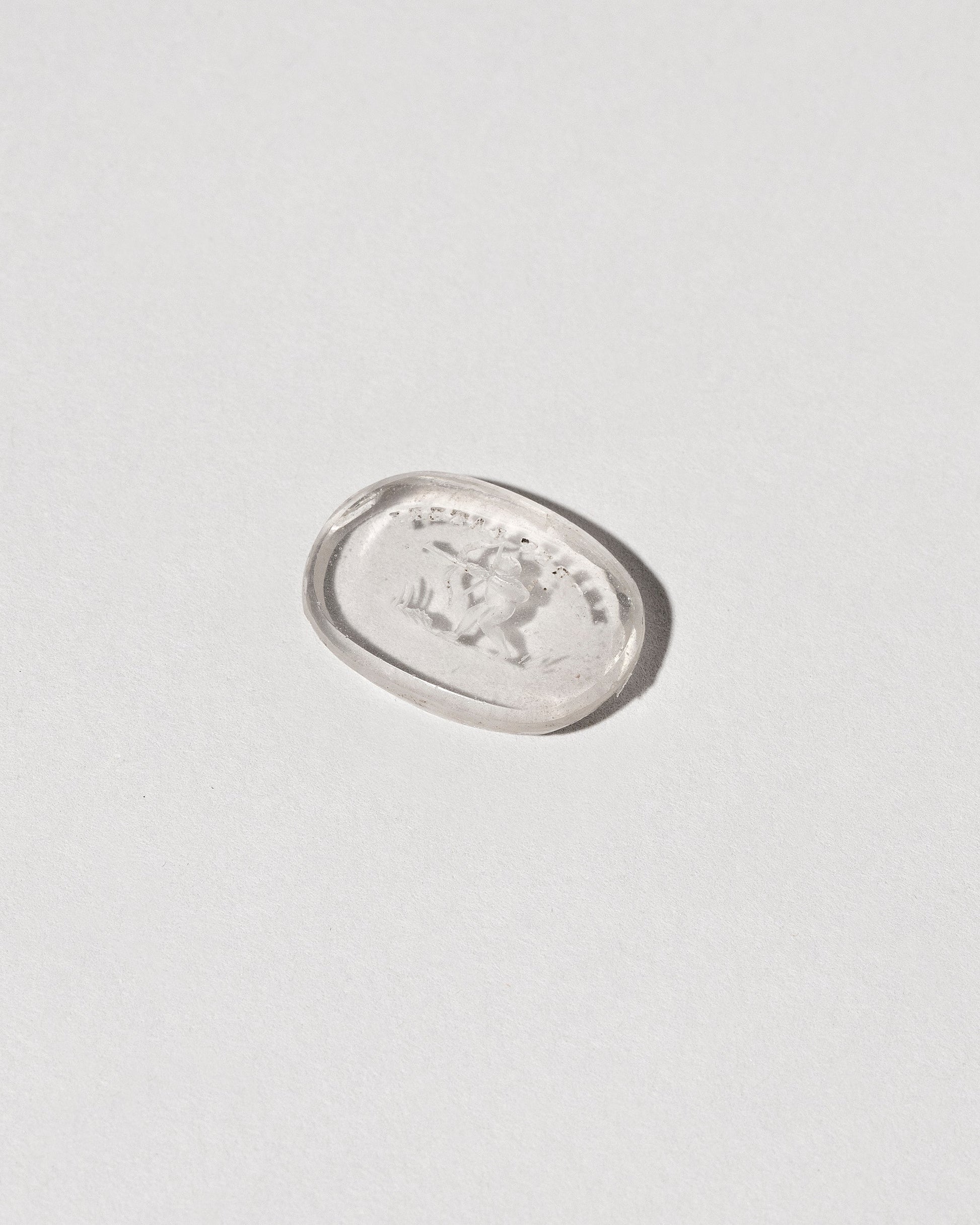  Arrow Intaglio Seal on light color background.