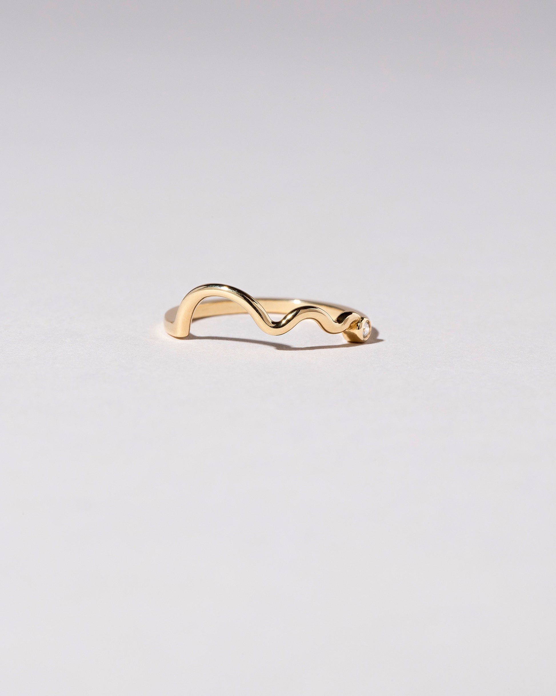  Squiggle Band - Bezel on light color background.