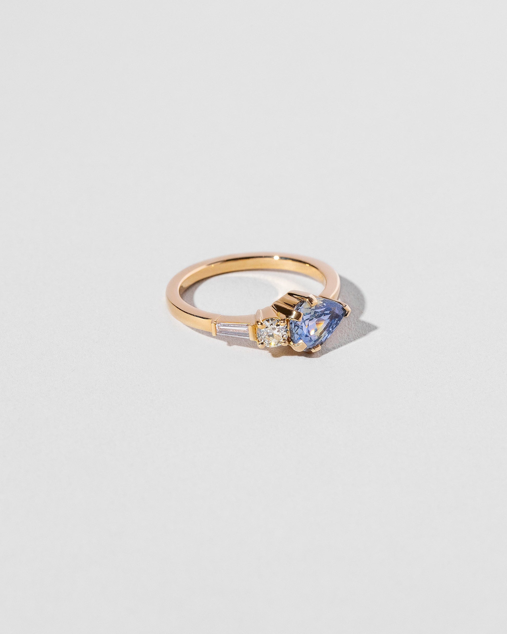  Ersa Ring on light color background.