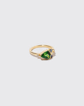  Phthalo Ring on light color background.