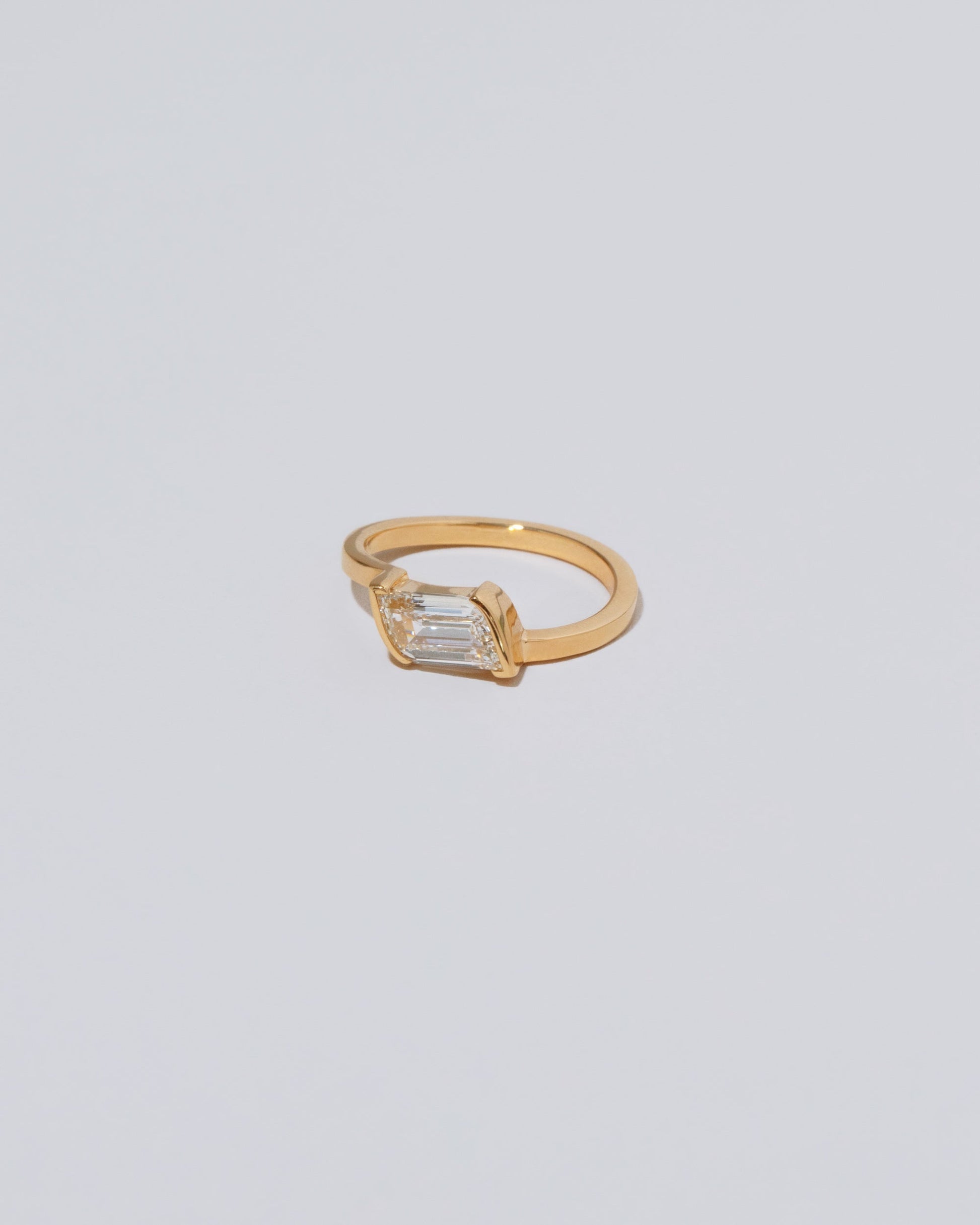 View from the side of the Chassé Ring on light color background.