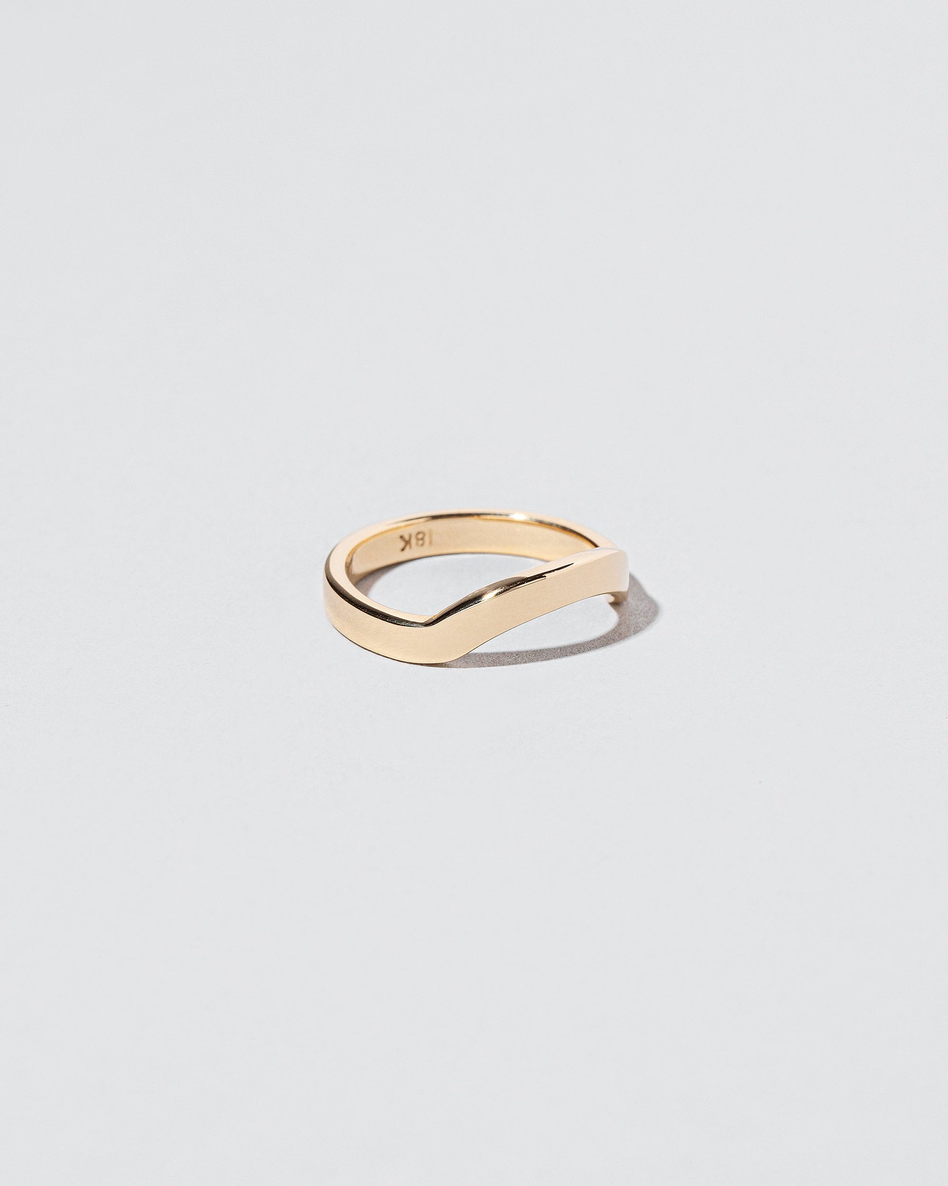  Mini Curve Band - Wide on light color background.
