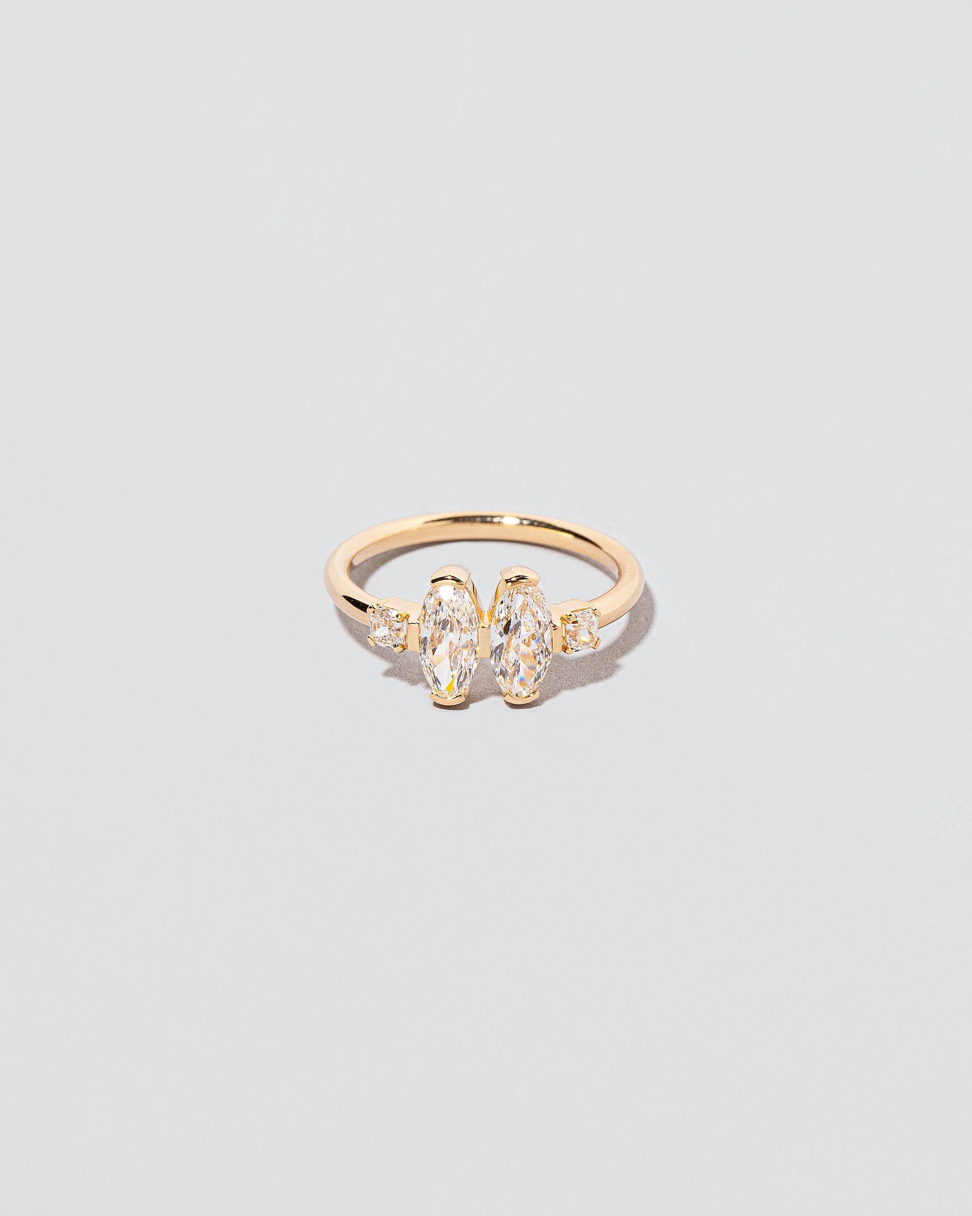  Miles Ring on light color background.