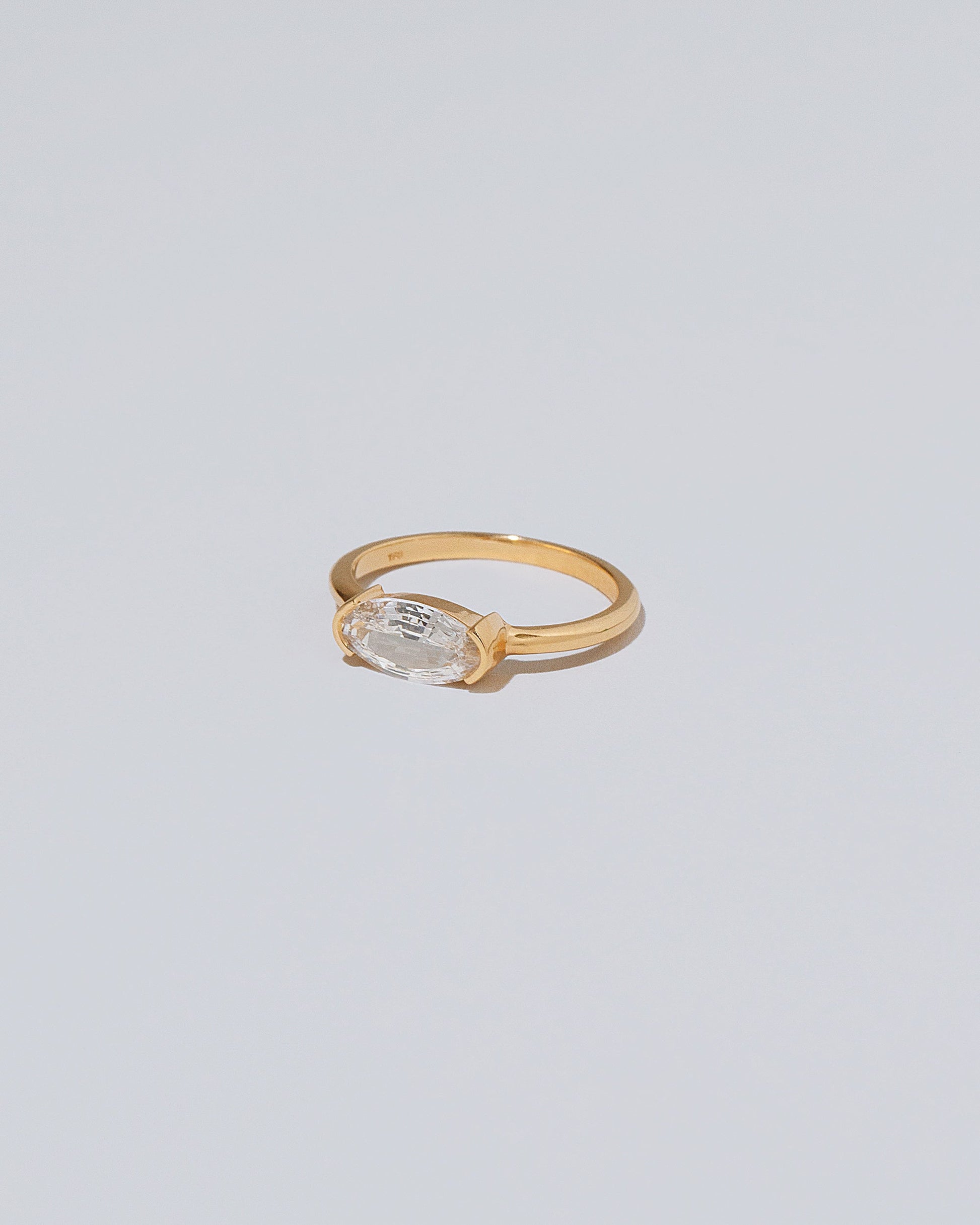 View from the side of the Jeté Ring on light color background.
