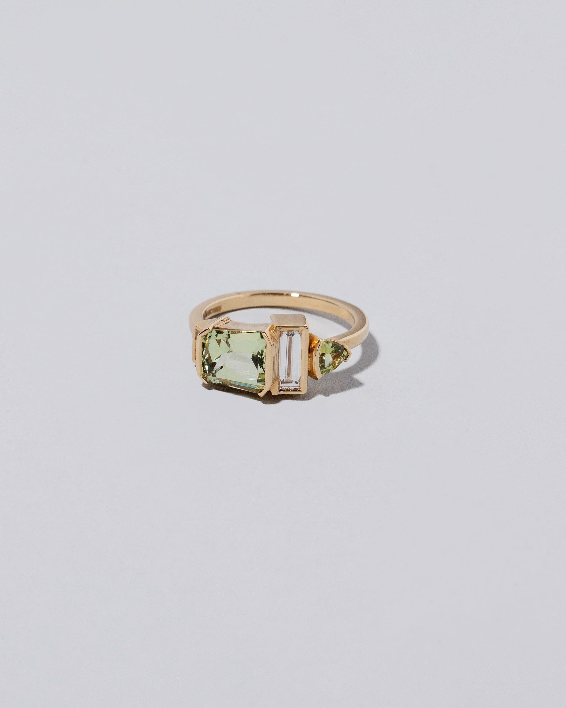 Product photo of Dutch Ring on light color background