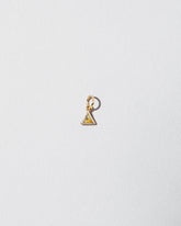  Sapphire Pendant on light color background.